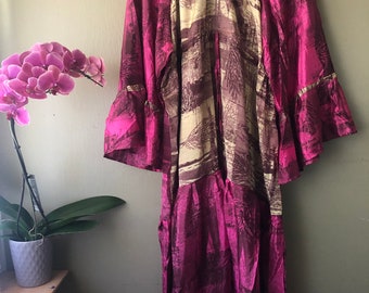 Maxi vlinderjurk (m-xl+) - lange mouwen met ruches, volle rok met ruches en trekkoord in de taille - Upcycled Sari Silk - Uniek in zijn soort