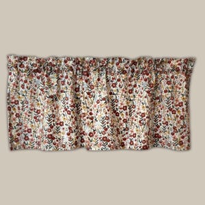 Woodland Floral Valance - Cream Botanical Kitchen Curtain - Cottage Farmhouse Window Topper