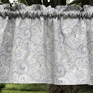 Gray Paisley Valance, Light Shades of Grey Paisley Farmhouse Kitchen Bath Window Curtain Topper