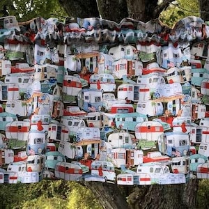 Cenefa "Vamos de Camping": decoración retro para caravanas, remolques vintage y glamping para cocinas y baños de estilo rústico.