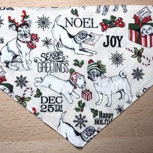 Christmas Dog Bandana – Vintage Ornament & Tree Print – Reversible Pet Neckerchief for Cats or Dogs, Slide-On Collar Holiday Scarf