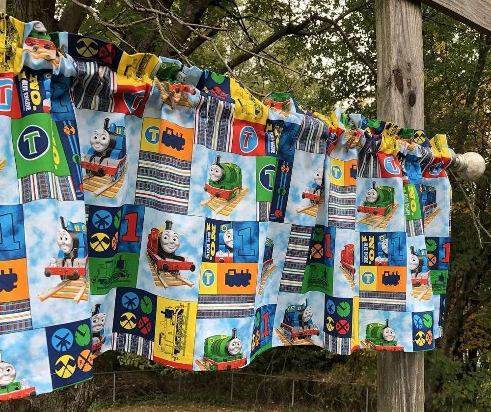 Cenefa de Thomas el Tren - Decoración para habitación infantil y dormitorio  infantil - Detalles decorativos - Cortinas - Etsy México, image size:1000x838
