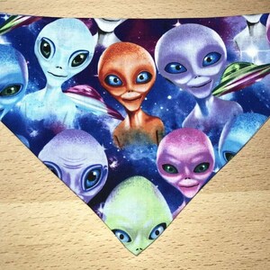 Space Alien Dog Bandana Flying Saucer Outer Space Aliens Neckerchief Cat Dog Kerchief Bandana Neckwear