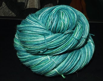 Handpainted Pacos Sock Yarn - 60/20/20%  Superwash Merino Wool / Superfine Alpaca / Nylon - Sirenia