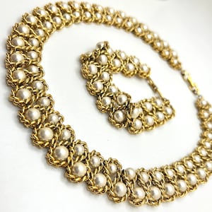 Vintage Napier pearl necklace and bracelet, singed Napier PAT 4774743, with faux pearls and a rope twist gold tone design
