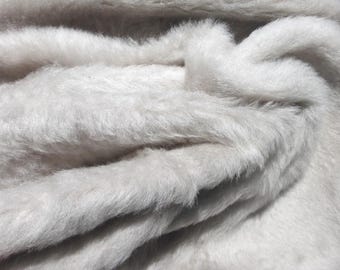 skóra owcza Karakul Ultracienka skóra Jasnoszara jedwabiste włosy z gładkim tyłem