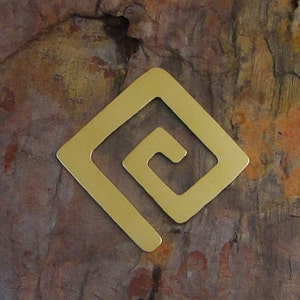 10 Deburred 24G Brass 1 3/8&quot; inch X 1 3/8&quot; SQUARE SPIRAL Stamping Blanks