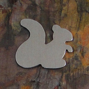 10 Deburred 18G Aluminum 1 1/4&quot; x 1 1/4&quot; Squirrel Stamping Blanks
