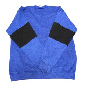 Sudadera Nike Reworked para hombre (talla M), azul y negro, con el logotipo bordado Spellout vintage Y2K imagen 3