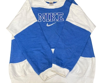 Sudadera Nike Reworked para hombre, talla L, blanca y azul con logo bordado estilo vintage Y2K