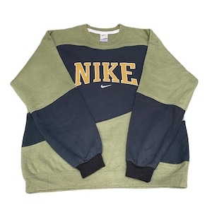 Nike Reworked Sweatshirt Men L Green Black Embroidered Spellout Logo Vintage Y2K image 1