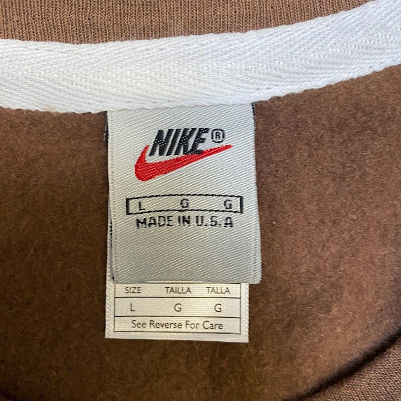 Sudadera Nike Reworked para hombre, talla L, gris, marrón, con logotipo bordado, estilo vintage Y2K imagen 4