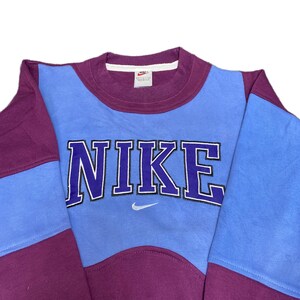 Nike Reworked Sweatshirt Mens S Burgundy Blue Embroidered Spellout Logo Vtg Y2K image 2