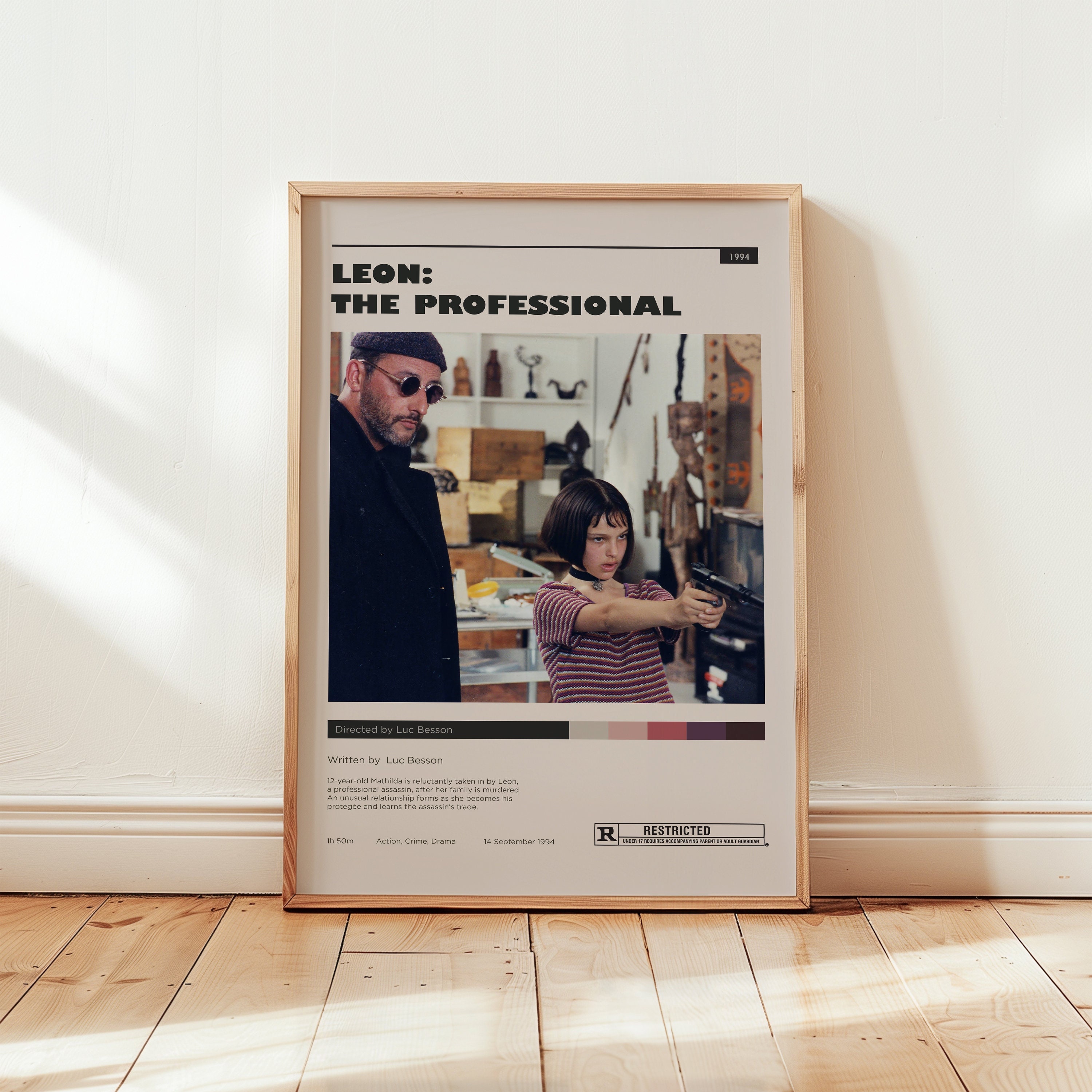 LÉON THE PROFESSIONAL サイン入りポスター（既存額付き） LEON THE PROFESSIONAL(レオン) 【3名直筆サイン入りミニ
