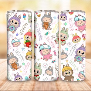 Divertente design di involucro con personaggio dei cartoni animati, bicchiere sottile da 20 once rosa con personaggio dei cartoni animati di tendenza in formato PNG, involucro per bicchiere da 20 once con personaggio dei cartoni animati in formato PNG