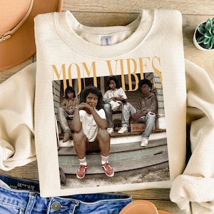 Retro 90’s Mom Vibes PNG, Sitcom moms Png, Funny Mom Png, Mom Life Png, Mother&#39;s Day, Cool Mom Gifts, Thug Life Png, Thug Life Mom Png