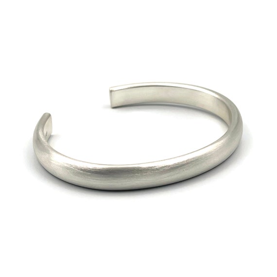 Men Sterling Silver Skull Cuff Bracelet - Jewelry1000.com | Mens bracelet  silver, Jewelry bracelets silver, Modern silver jewelry