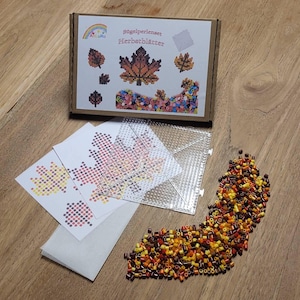 Bügelperlen Set midi - Herbstblätter (gr. Ahornblatt, 6 kl. Blätter) 1000 Perlen + Steckplatte