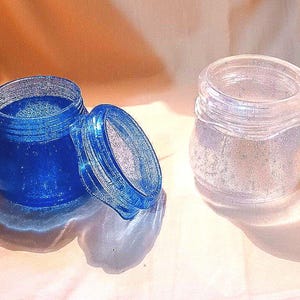 Lovely acrylic screw top storage jars that have a multitude of uses.