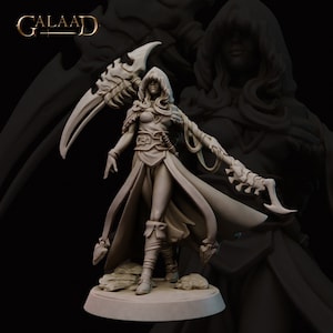 32mm Female Reaper of the North Miniature by Galaad Tabletop D&D Fantasy Resin Printed