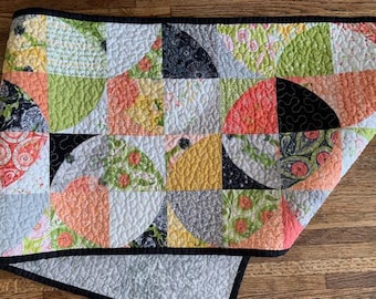 Unique Drunkards Path Table Runner