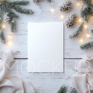 クリスマス招待状モックアップ ミニマリストパーティー招待状モックアップ PSD クリスマスパーティーディナー招待状モックアップ 5x7 招待状モックアップ Canva テンプレート