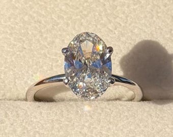 3.50 Carat E VS1 Oval Lab-Grown Diamond Engagement Ring with Hidden Halo – 14K Gold
