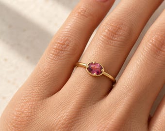 14K Yellow Gold Natural Pink Tourmaline Claw-Prong Bezel-Style Ring
