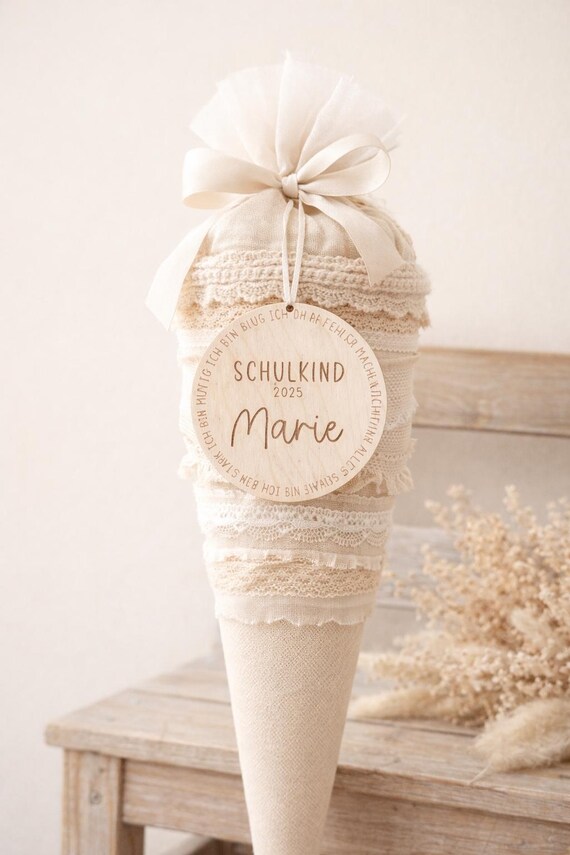 Anhänger für die Schultüte mit Name aus Holz | Schulanfang Geschenk | Deko Einschulung | Holzschild Schule personalisiert | Holzanhänger