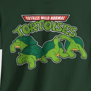 Schildpadden parodiëren volkomen normaal milde schildpadden | Grappig shirt met acroniem voor fans uit de jaren 80