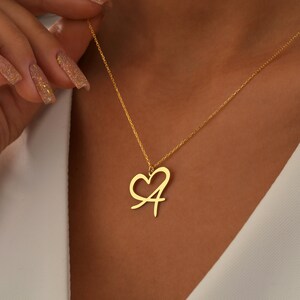 Collar inicial personalizado con corazón, collar de letras personalizado, collar de corazón, collar de amor, regalo para ella, regalo para novia