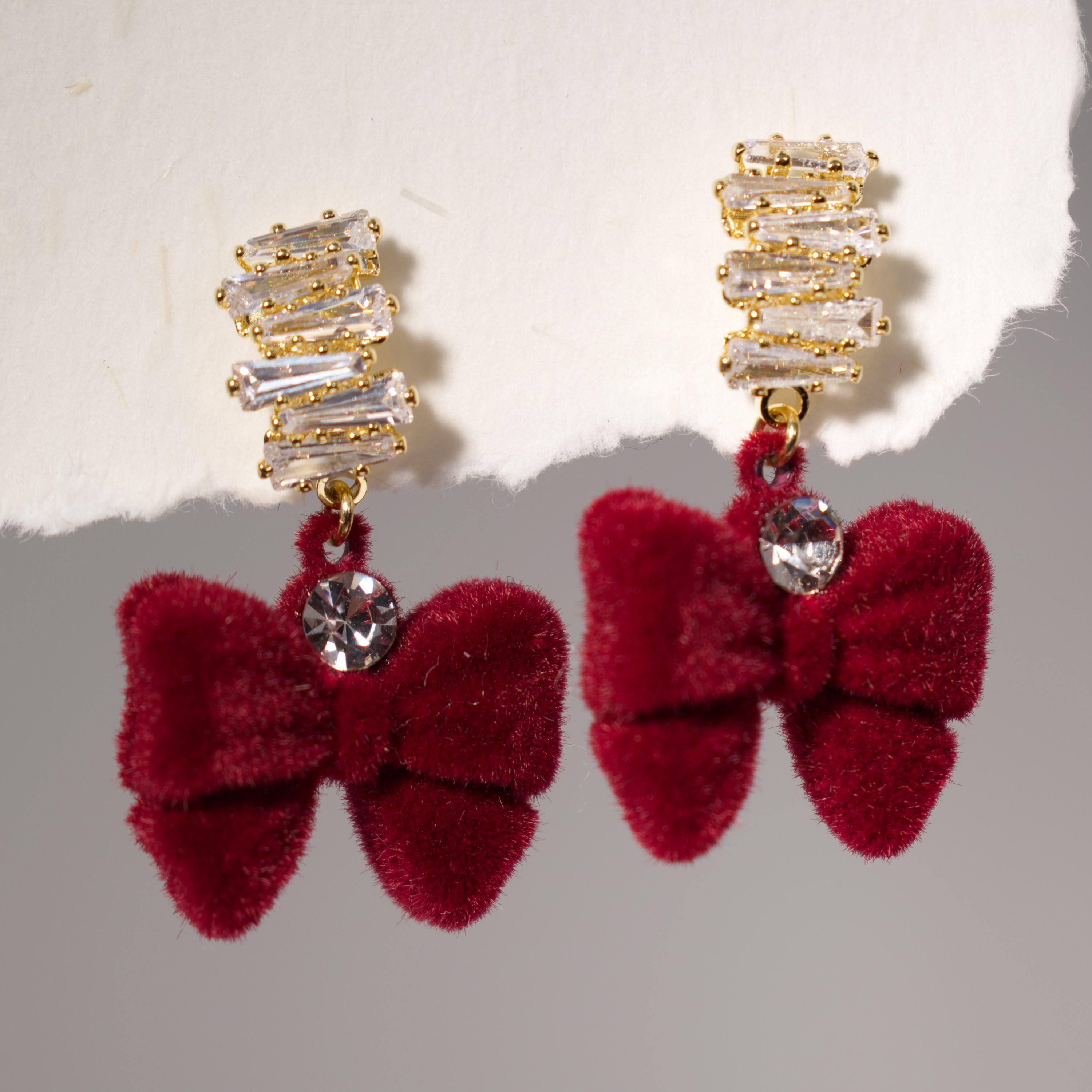 TseenYi Orecchini A Perno In Cz Orecchini A Goccia Di Perle Retrò Orecchini A Fiocco Piccoli Orecchini A Fiocco Orecchini In Cristallo Argento Orecchini A Fiocco Gioielli Per Donne E Ragazze Regali