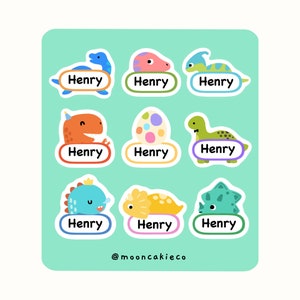 Dinosaurier Themen personalisierte Kinder Name Label | Niedliches wasserdichtes Dinosaurier-Aufkleber-Set | Kids Label für Kita Vorschule | Dino Namensschilder