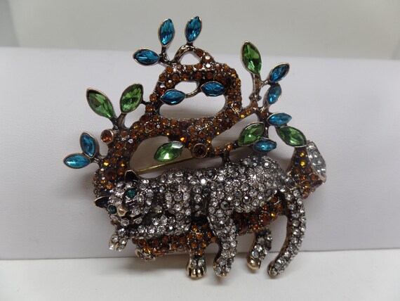 Show Stopping Crystal Leopard in Tree Brooch Pin - image 2