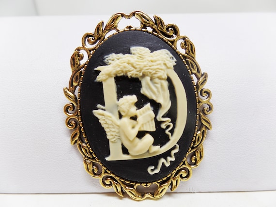 Spilla con cammeo nero con monogramma iniziale! Tutte le lettere - Main Image