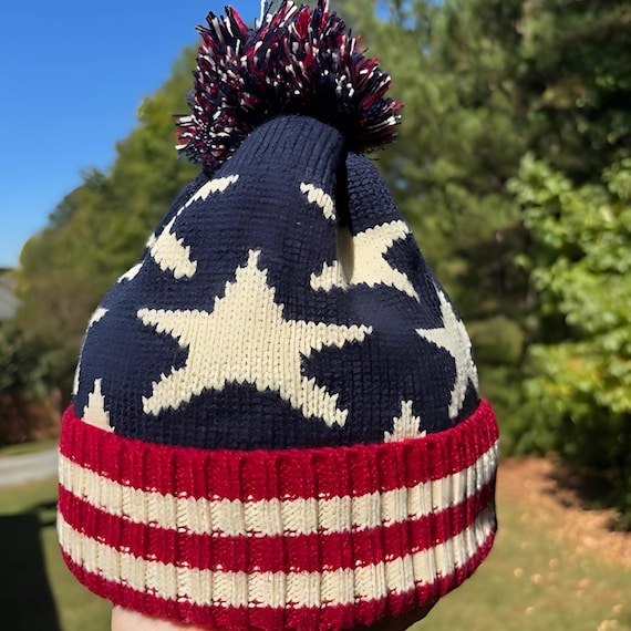 Patriotic American Flag Beanie Hat With Pom Pom – Off-white  display picture 2