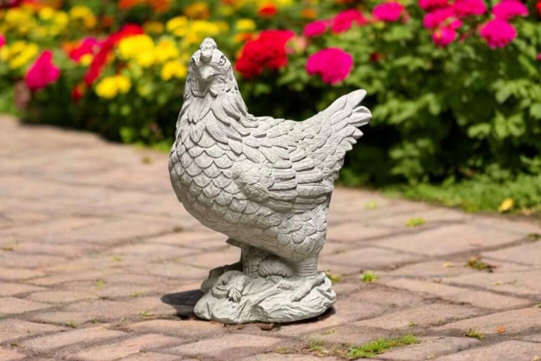 Backyard Chicken Figure, Garden Bird Decoration, Outdoor Chicken Art ...