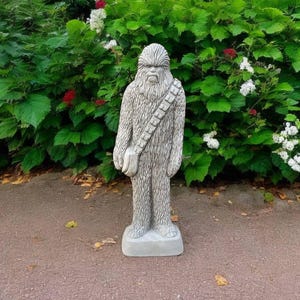 Sitting Chewbacca statue, Detailed Chewbacca figure, Concrete Chewbacca figurine, Backyard sculpture, Lawn ornament, Outdoor decoration