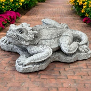 Garden lizard figure, Concrete animal idea, Outdoor lizard sculpture, Animal stone decoration, Backyard lizard art, Lawn animal statue