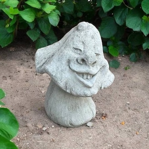 Concrete standing mushroom with face figurine, Cement forest toadstool sculpture, Stone Autumn decoration figure, Backyard art gift statue