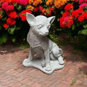 Sculpture de chihuahua en pierre, monument commémoratif d&#39;animal de compagnie en béton, statue cadeau pour amoureux des chiens, figurine de chihuahua de jardin, ornement de pelouse pour animal de compagnie, décoration de chien de jardin