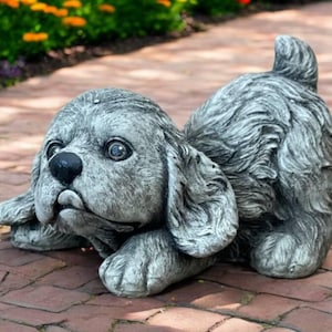 Concrete cocker spaniel, Dog figurine, Playing dog statue, Outdoor puppy figure, Cocker spaniel decor, Dog owner gift, Spaniel puppy