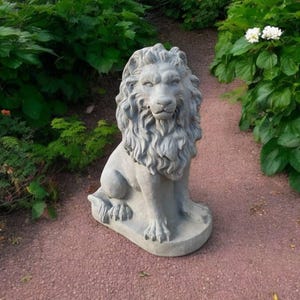 Concrete lion right figure, Cement stone lion sculpture, Garden lion statue, Backyard lion figurine, Outdoor decoration, Lions lovers gift