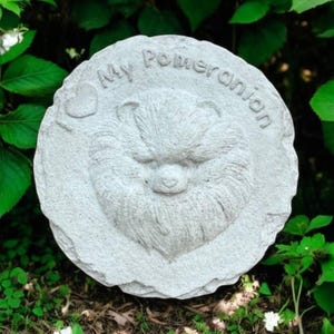 Stone dog grave rock, Outdoor pet lover gif, Concrete solid dog memorial, Lawn pet figure, Pomeranian dog loss, Beton pet sympathy gift