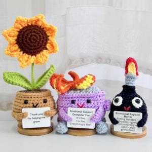 Funny Crochet F-Bomb/Dumpster Fire/Sunflower,Emotional Support Dumpster Fire,F-Bomb Crochet Toys,Stress Relief,Funny Gift for her,Desk Decor