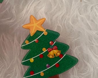 Christmas badge holder-ambulatory.creations