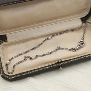 Art Deco Pearl Platinum Station Necklace