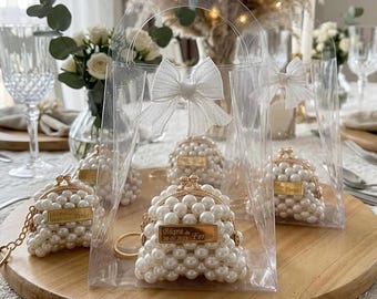 Llaveros personalizados de mini bolsos de perlas, recuerdos para bodas y despedidas de soltera.