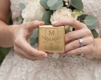Recuerdos de boda personalizados con bombones de acrílico efecto espejo (10-100 unidades)