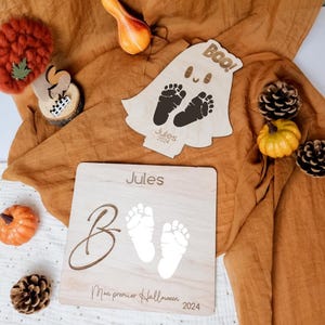 Panneau - carte - Mon premier Halloween - souvenir empreintes bébé - bois -